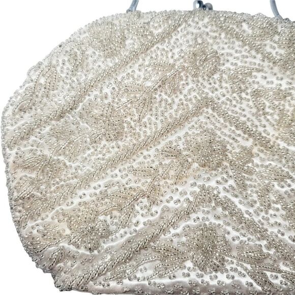 Vintage Off White Beaded Evening Formal Purse Bag Beige Metal Clasp Closure READ - Picture 2 of 12